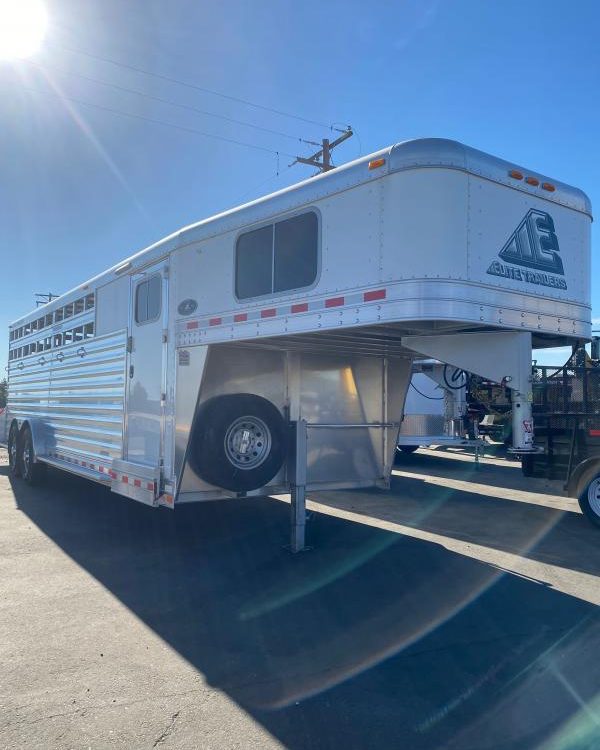 2021 Elite Trailers Slant Load 5 Horse Slant Load